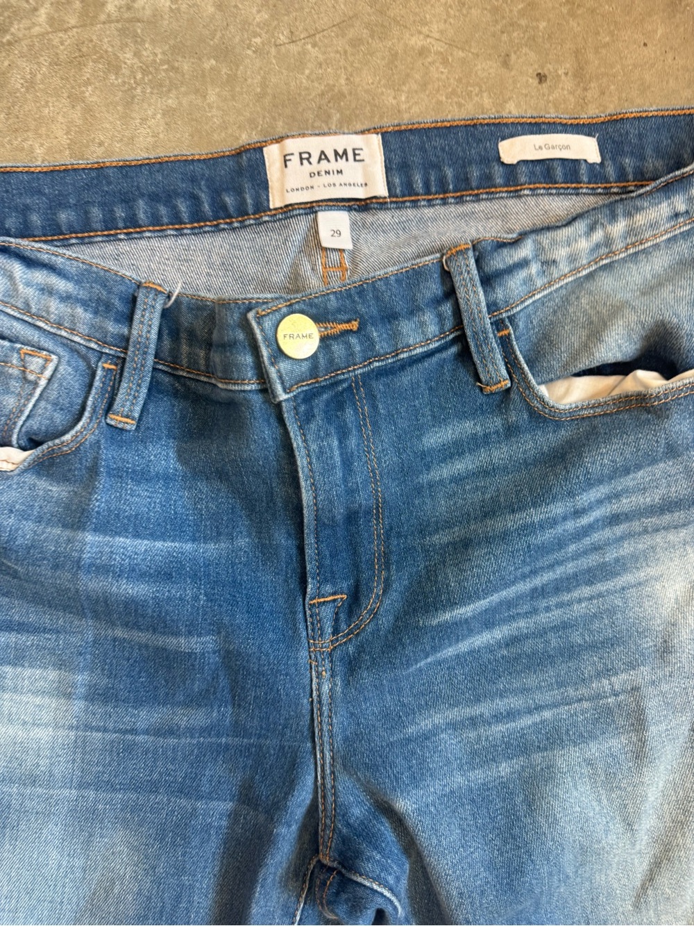 131. Frame Le Garçon Denim Light Blue Cropped Slim Jeans - Picture 4 of 5